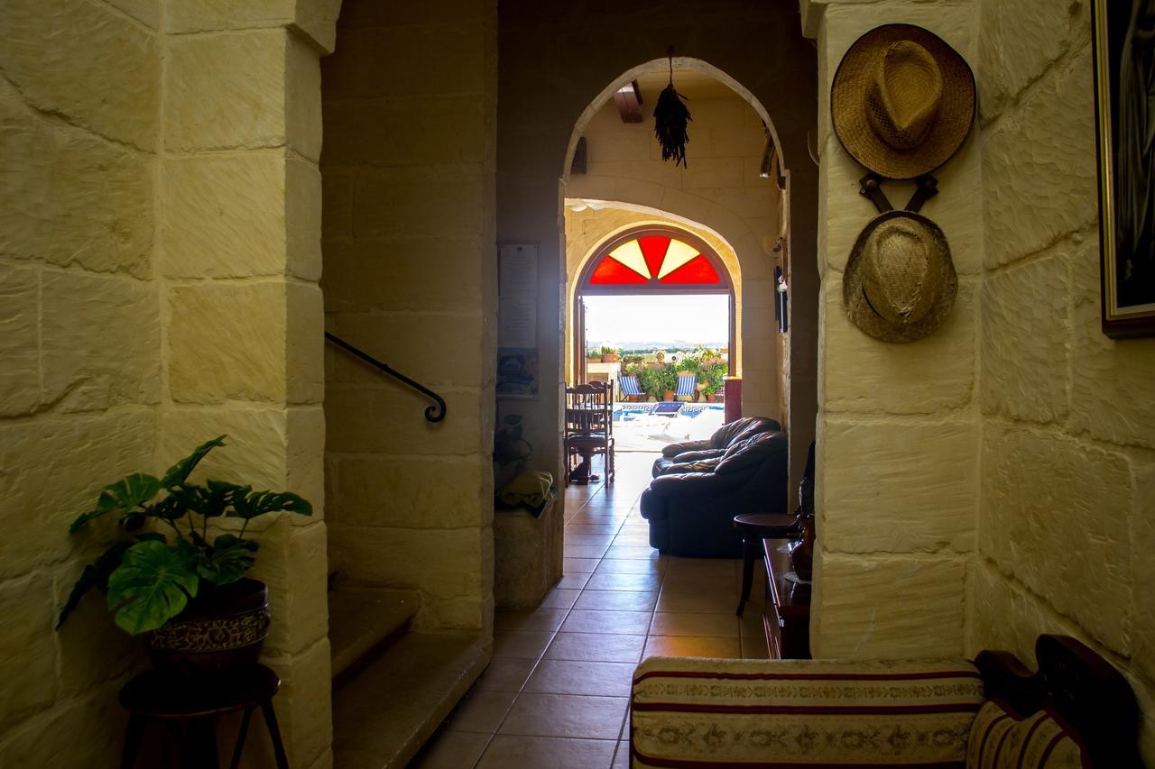 Villayana Holiday Home San Lawrenz Bagian luar foto
