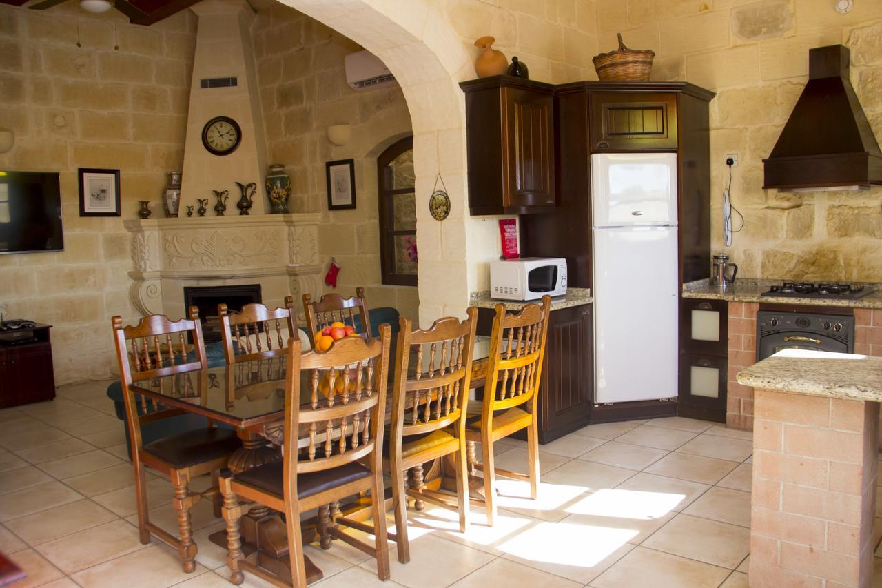 Villayana Holiday Home San Lawrenz Bagian luar foto