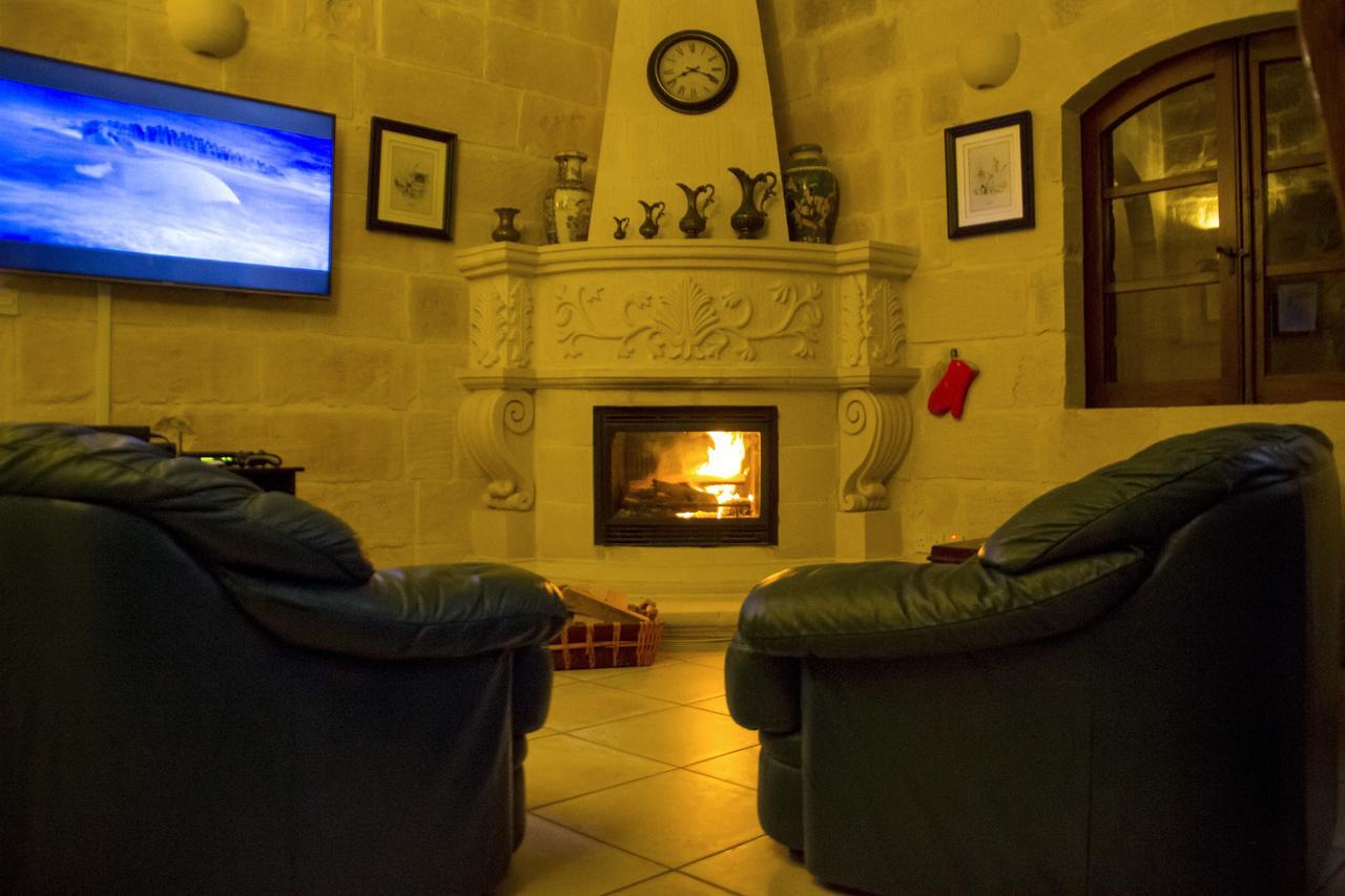 Villayana Holiday Home San Lawrenz Bagian luar foto