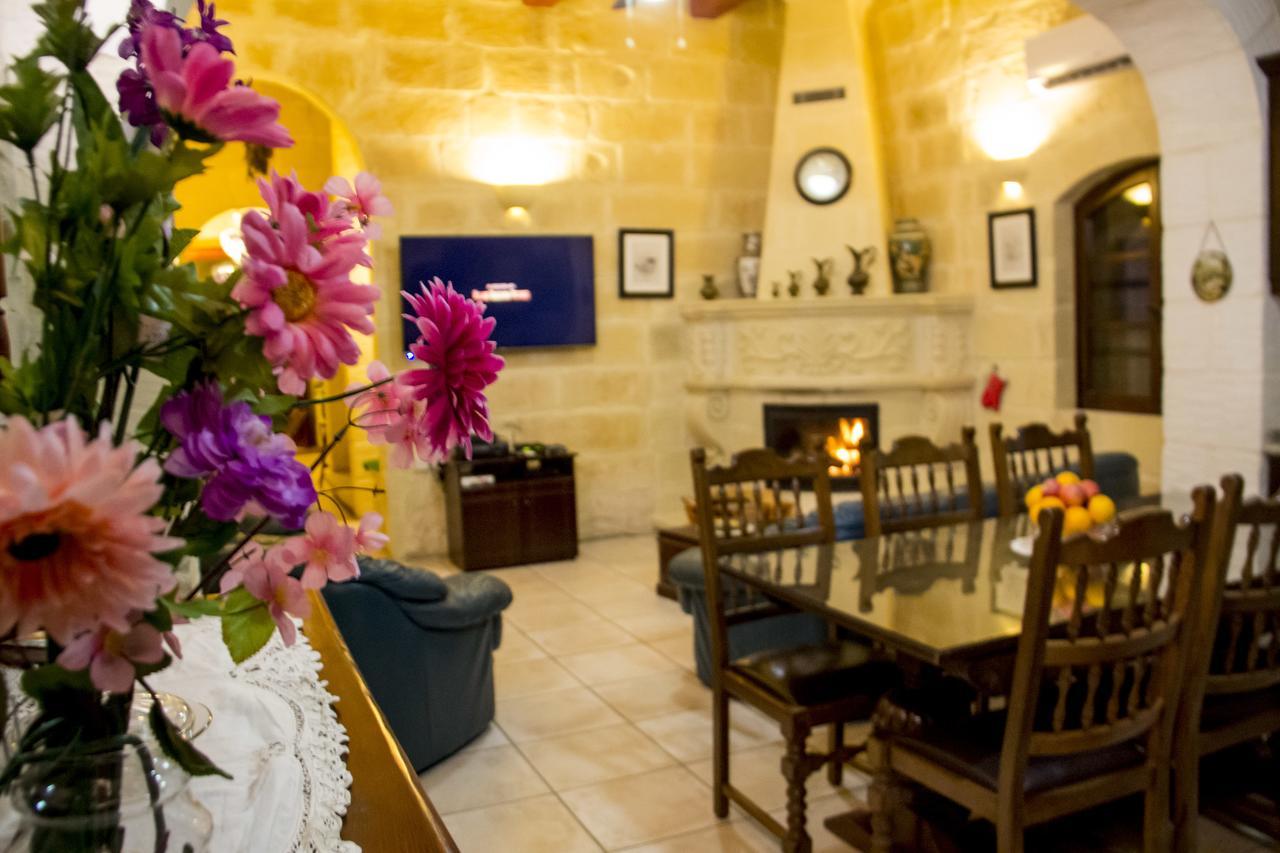 Villayana Holiday Home San Lawrenz Bagian luar foto