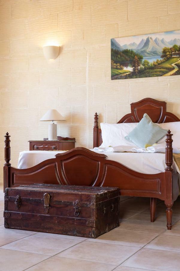 Villayana Holiday Home San Lawrenz Bagian luar foto