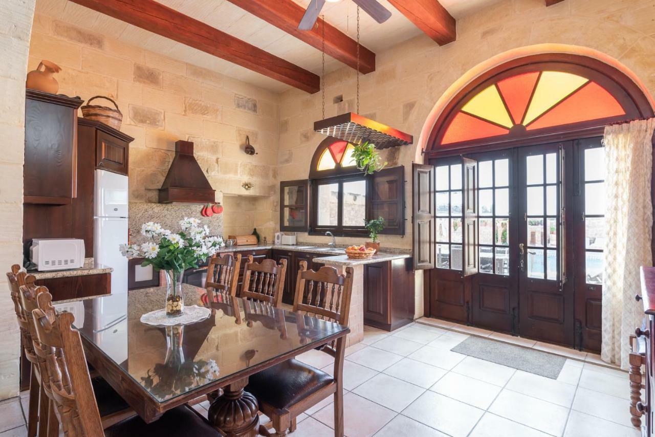 Villayana Holiday Home San Lawrenz Bagian luar foto